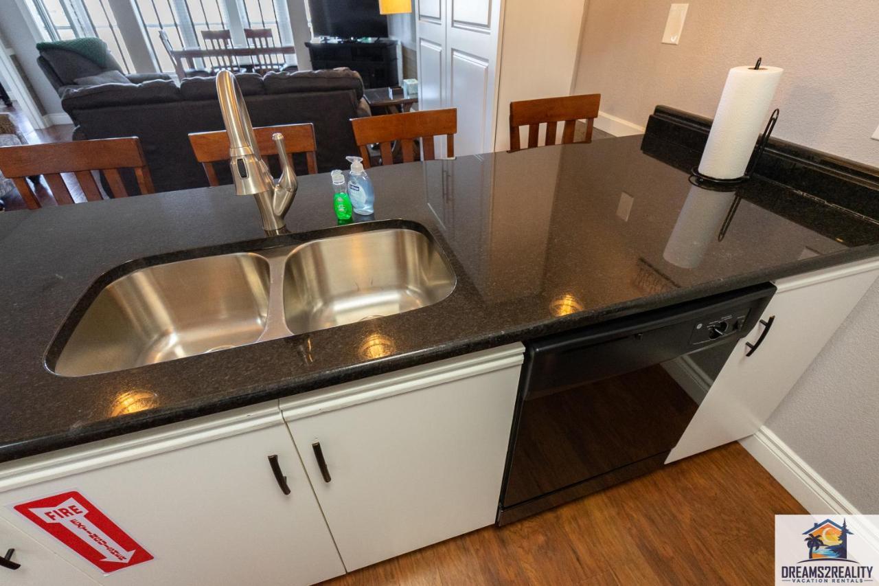 2Br Walk-In Condo - Near The 76 Strip - Free Wifi - Pool - Free Tickets Included - Clb-3 Branson Eksteriør billede