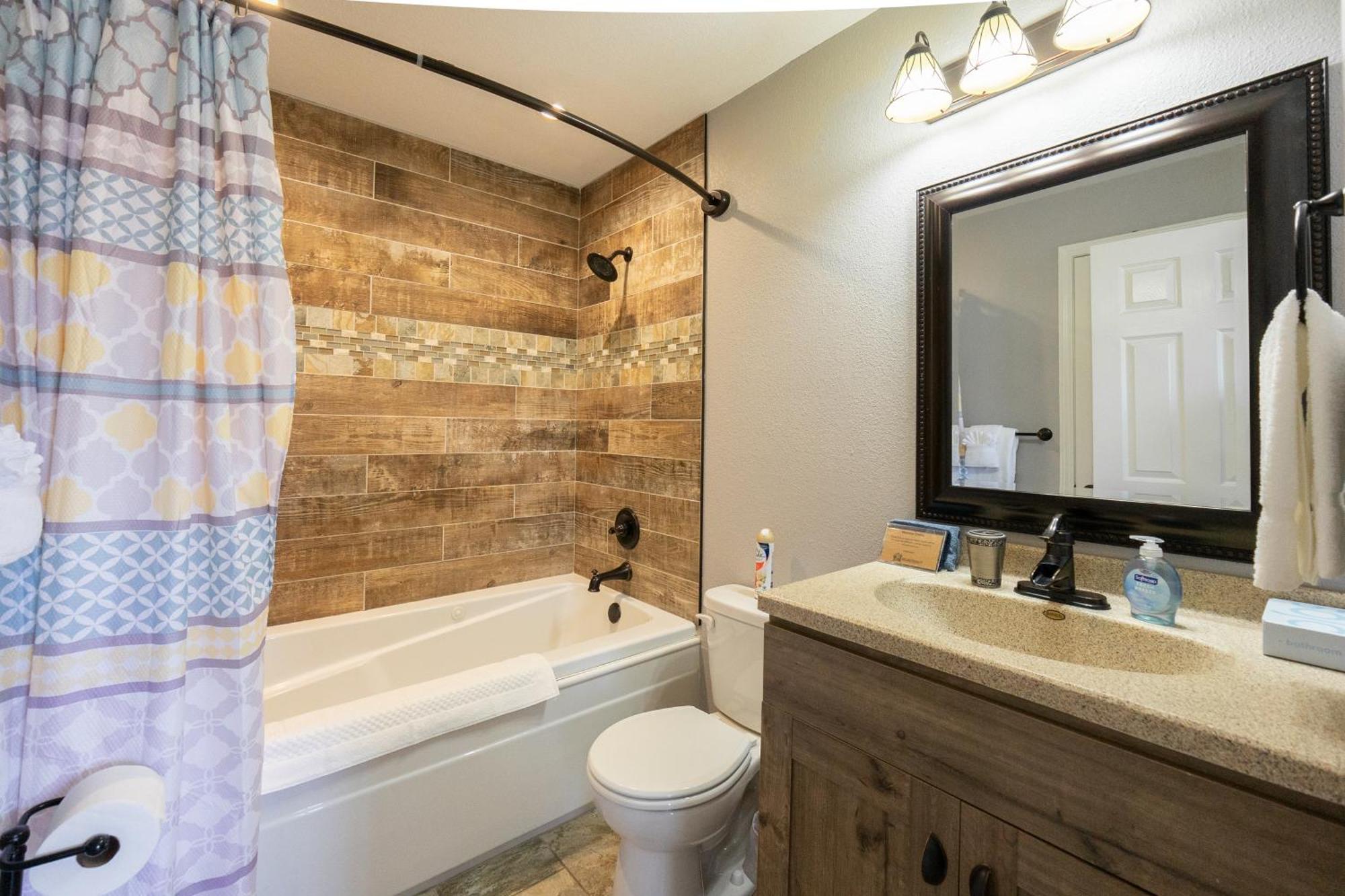 2Br Walk-In Condo - Near The 76 Strip - Free Wifi - Pool - Free Tickets Included - Clb-3 Branson Eksteriør billede