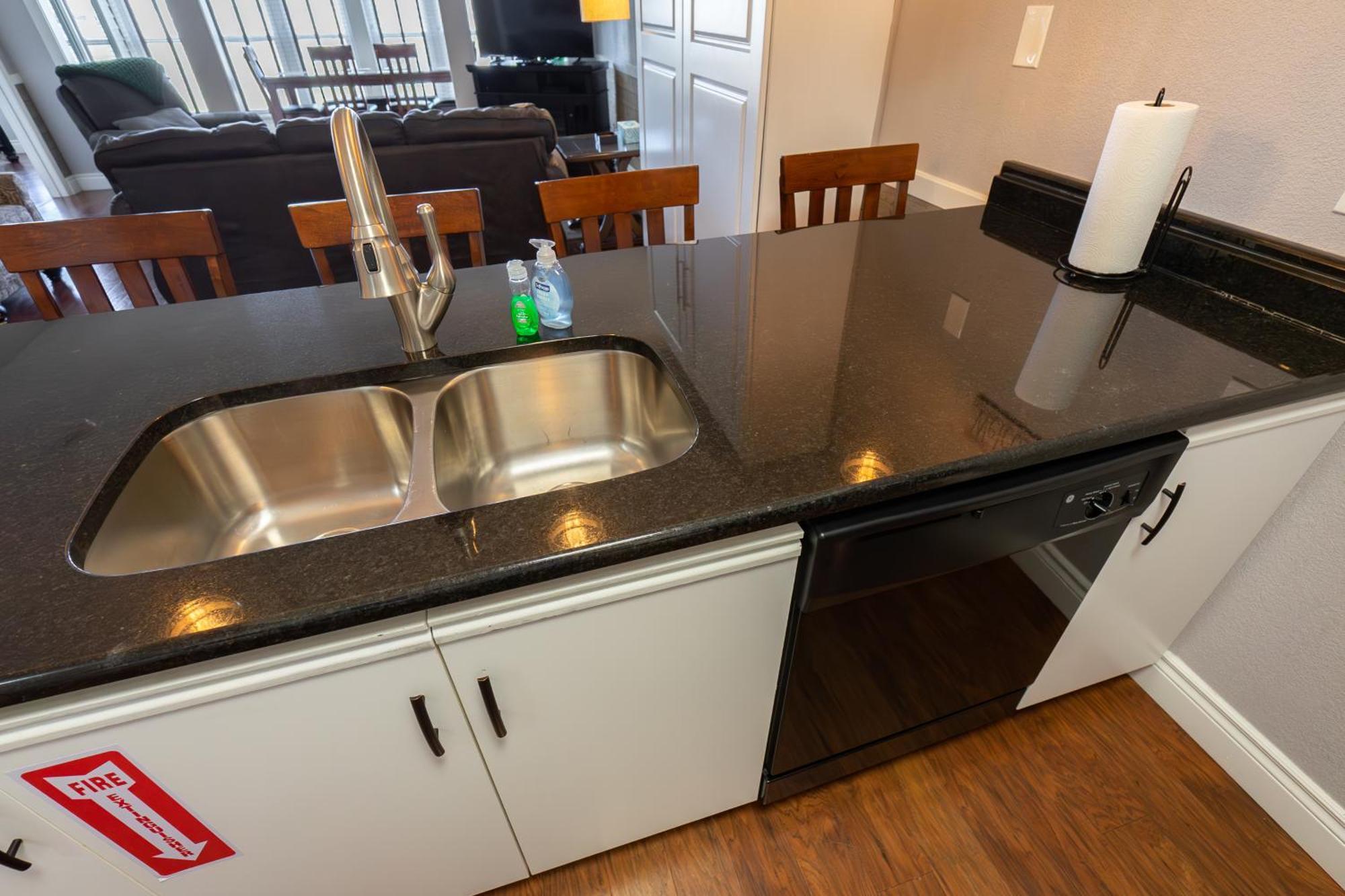 2Br Walk-In Condo - Near The 76 Strip - Free Wifi - Pool - Free Tickets Included - Clb-3 Branson Eksteriør billede